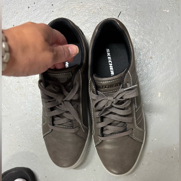 Men’s Skechers shoes - Picture 1 of 3